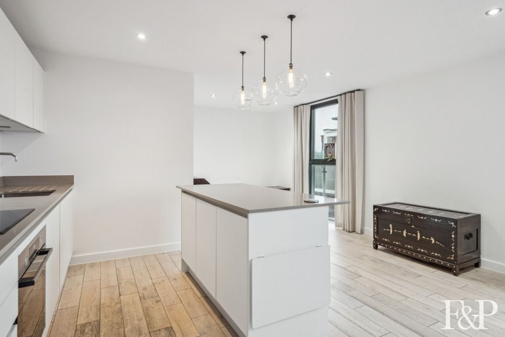 Property photo 3 of 21 4489668