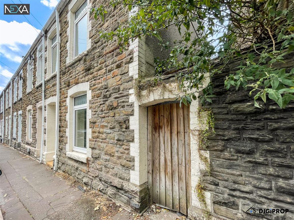 Property photo 2 of 32 Img_0915.Jpg