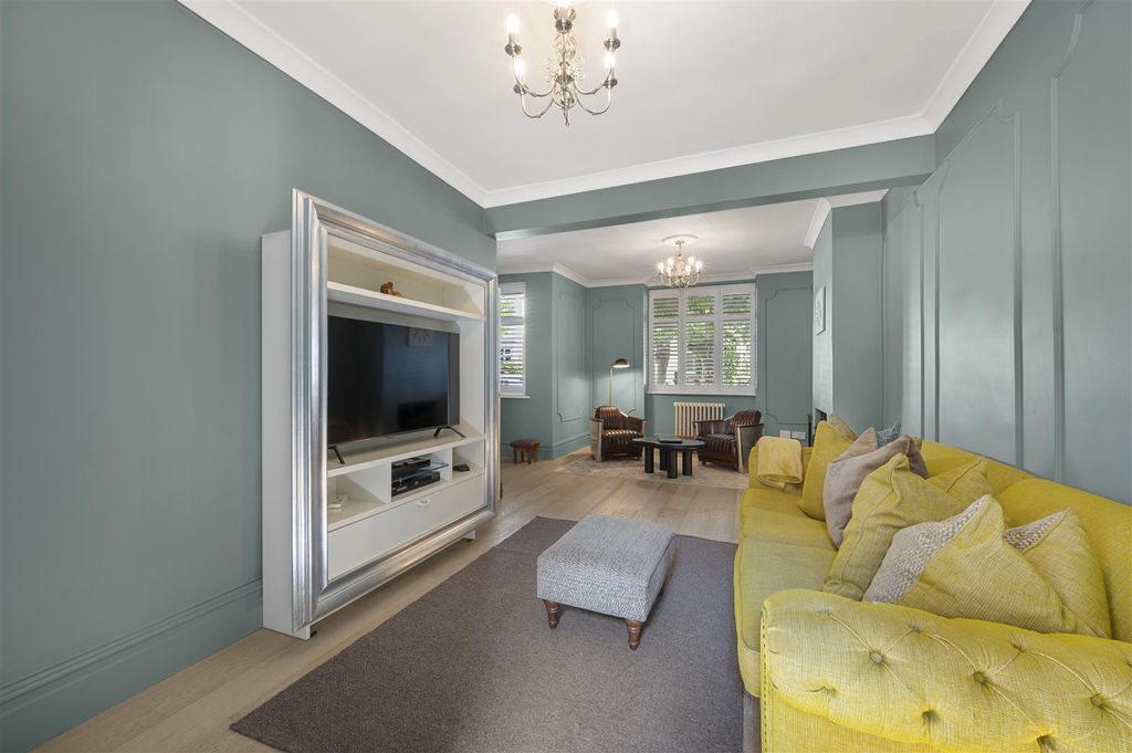 Property photo 2 of 17 6 Southdown Road,4.Jpg