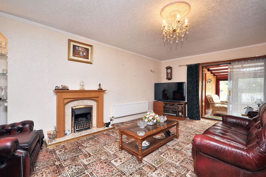 Property photo 3 of 24