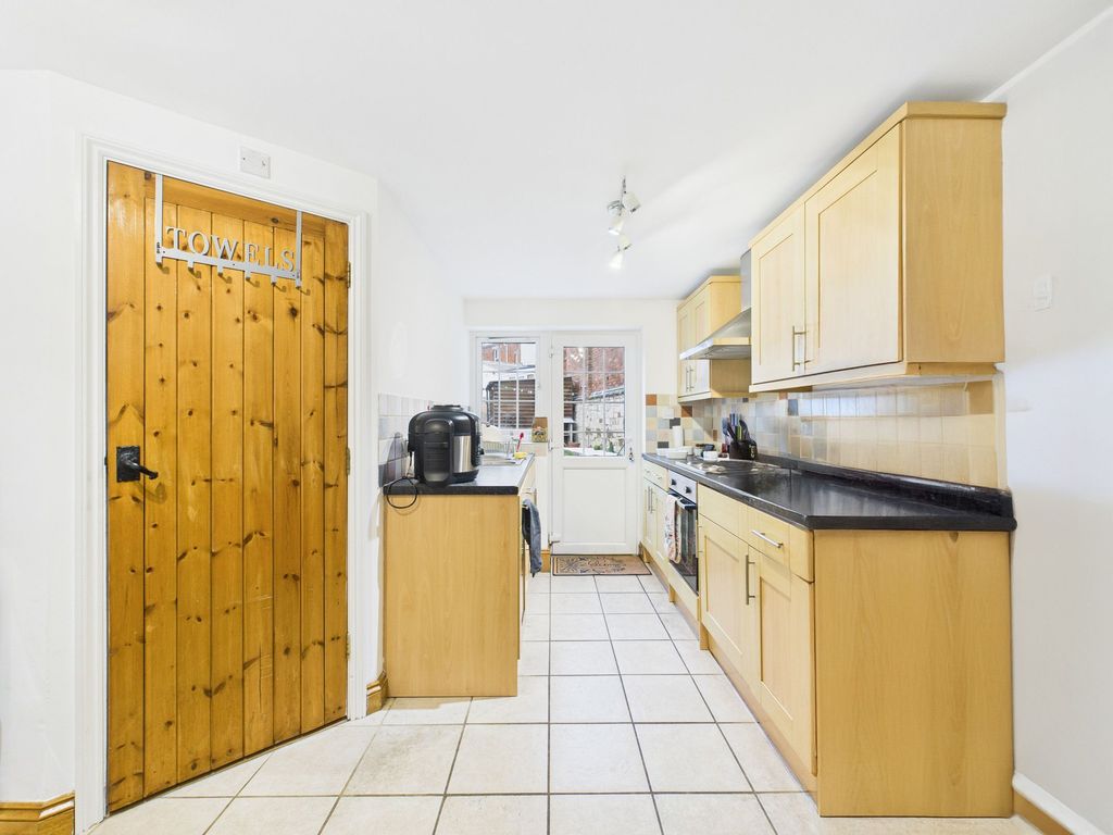 Property photo 3 of 9