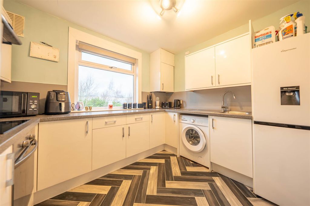 Property photo 2 of 21 Dsc09969-Hdr.Jpg