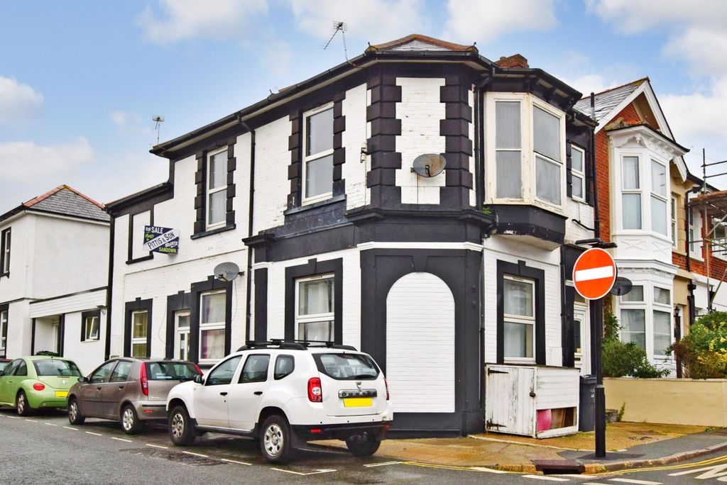 Property photo 1 of 6 901Curlr - Front ...