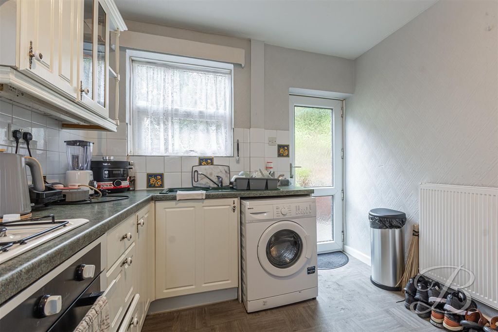 Property photo 3 of 22 Ccltd22.Jpg