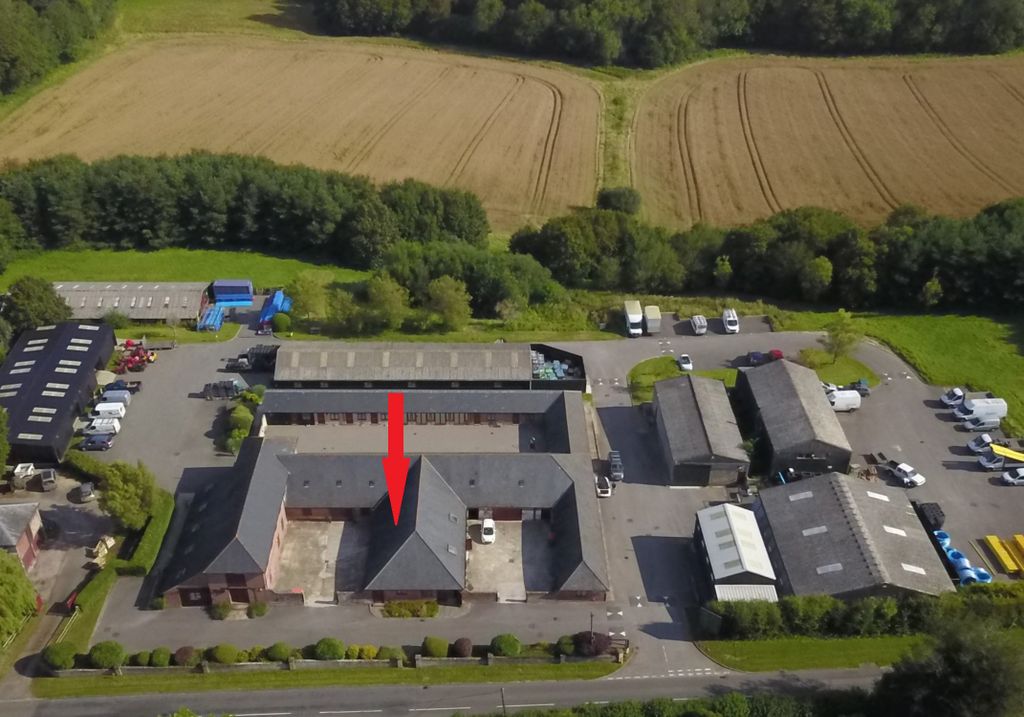 Property photo 1 of 4