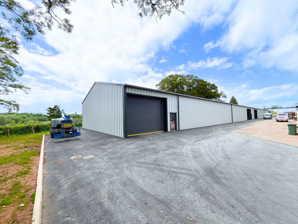 Property photo 1 of 3 Modern Industrial/Warehouse Unit