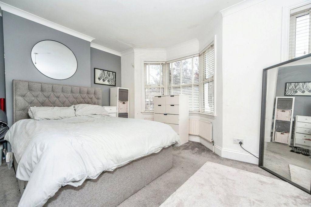 Property photo 2 of 13 Bedroom One