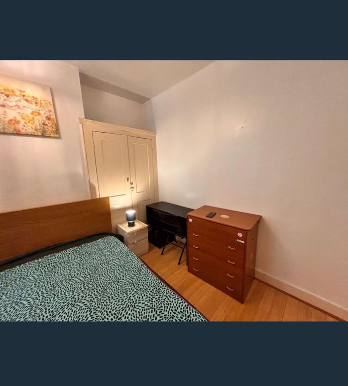 Property photo 1 of 3