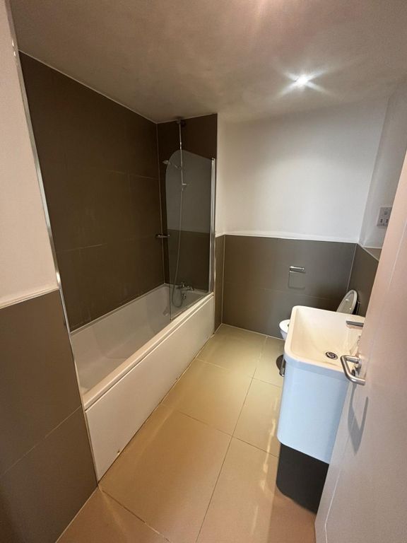 Property photo 2 of 4