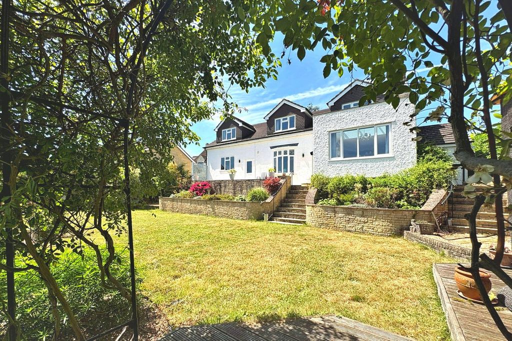 Property photo 1 of 22