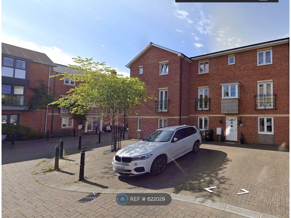 Property photo 1 of 25 House Front