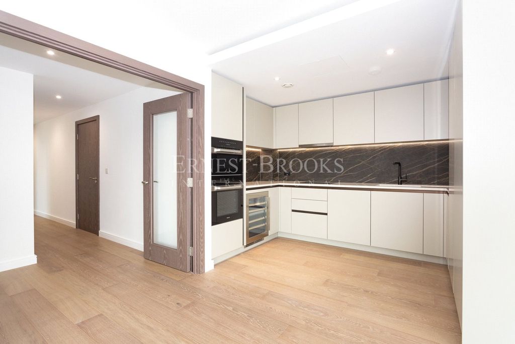 Property photo 3 of 22 Picture No. 25