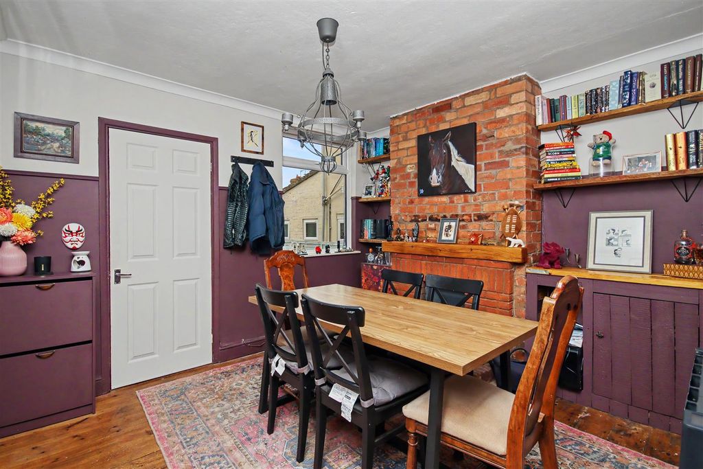 Property photo 3 of 13 Img_8993.Jpg