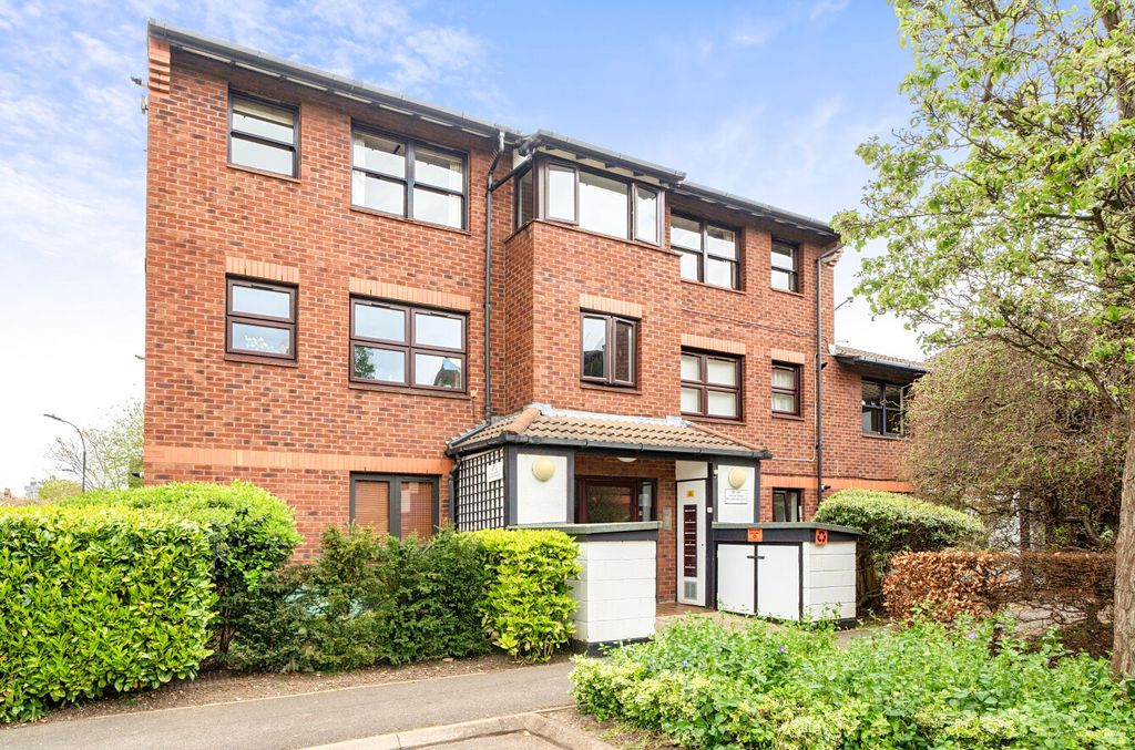 Property photo 1 of 21 1-69E025183Aa24-1...