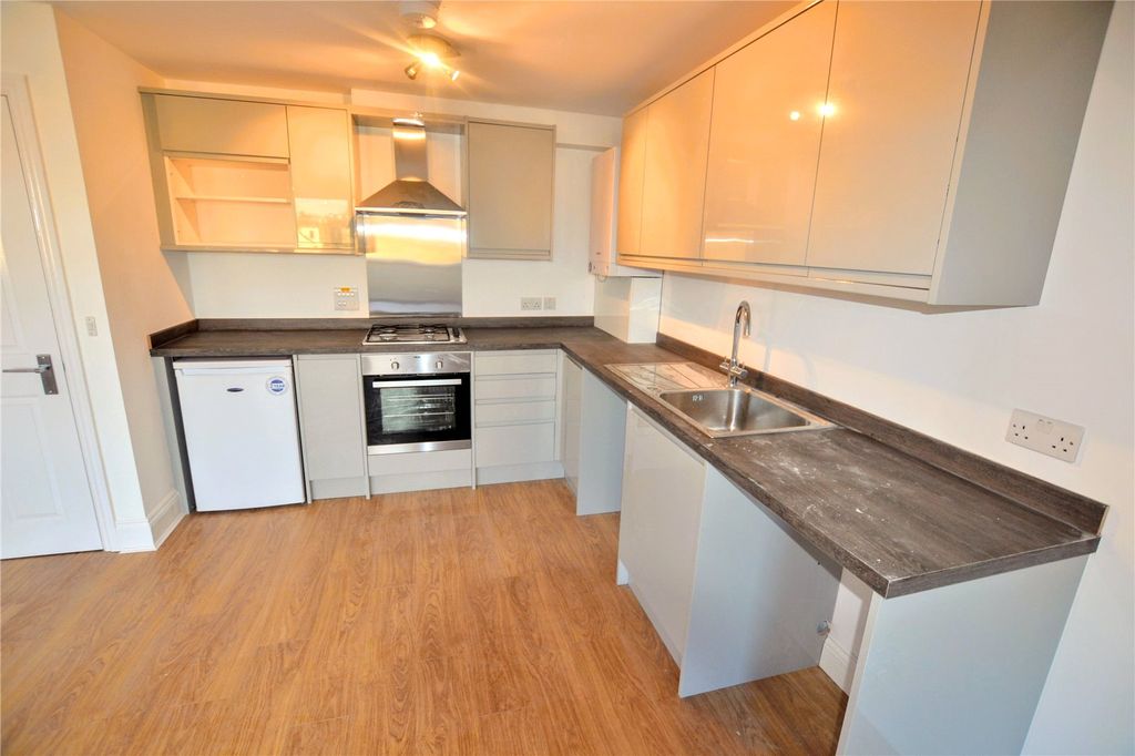 Property photo 3 of 9 Picture No. 05