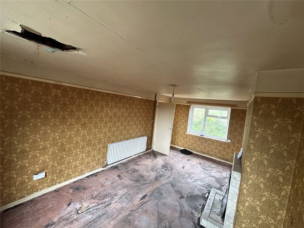 Property photo 3 of 16 Picture No. 04