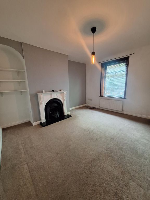 Property photo 2 of 7 Gallery