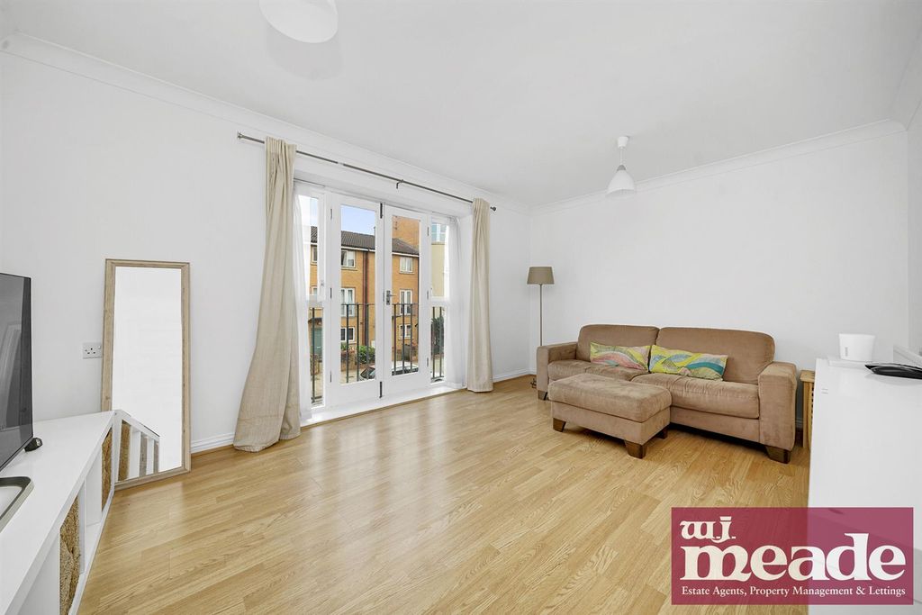 Property photo 2 of 12 Reception