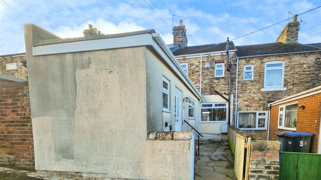 Property photo 1 of 13 Thomas Street