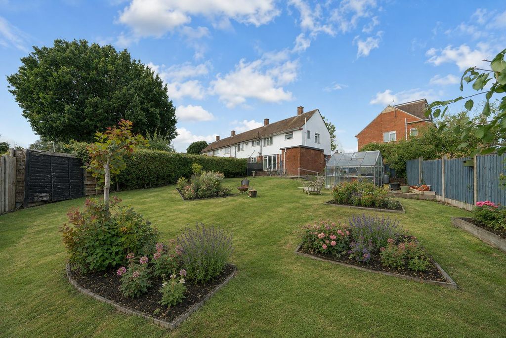 Property photo 1 of 11 Garden