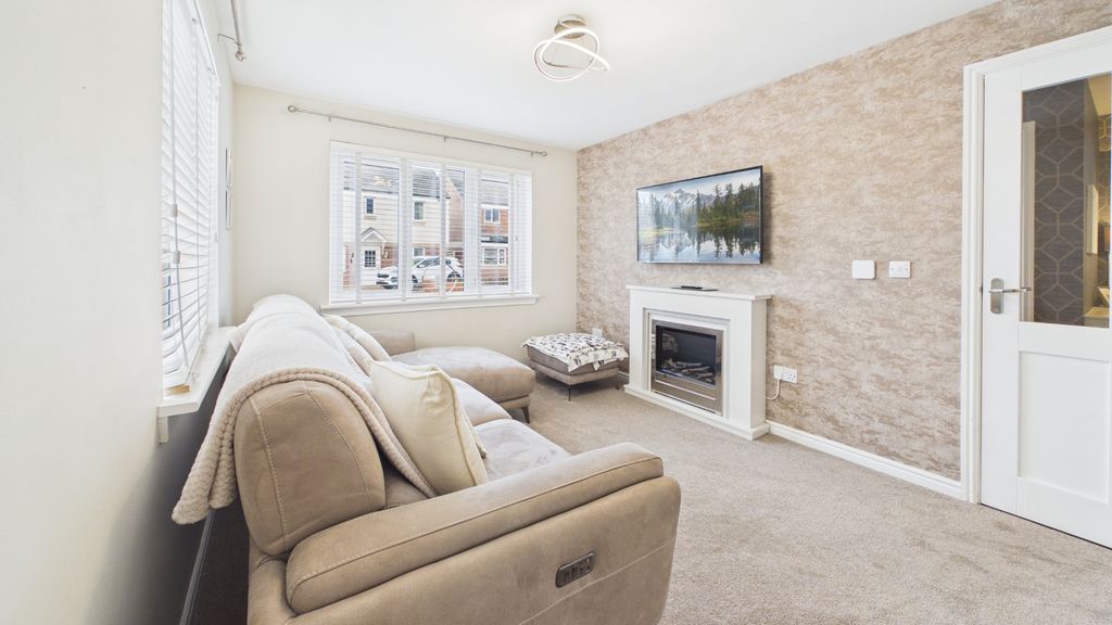 Property photo 2 of 26 Photo 29