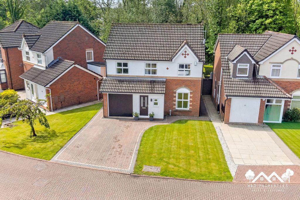 Property photo 1 of 47