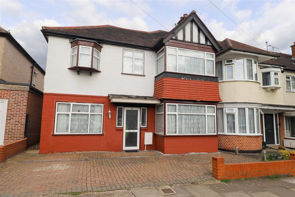 Property photo 1 of 15