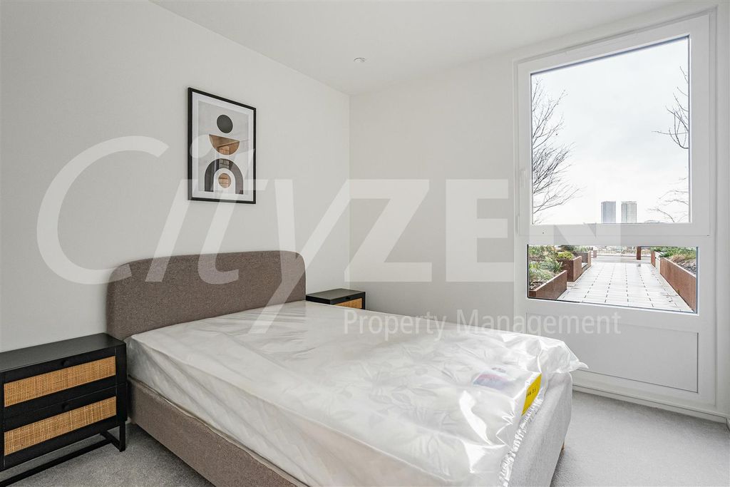 Property photo 3 of 38 Bedroom