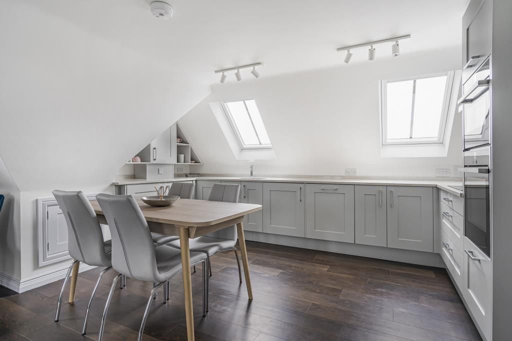 Additional image 7 of 2 bed flat for saleBarton Road, Ely CB7