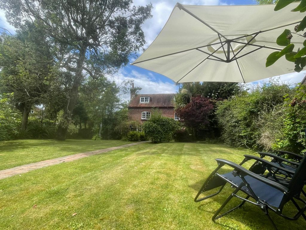 Property photo 2 of 29