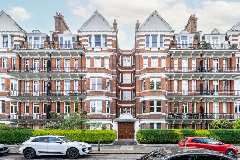 Property photo 1 of 8 14A Prince Of Wal...