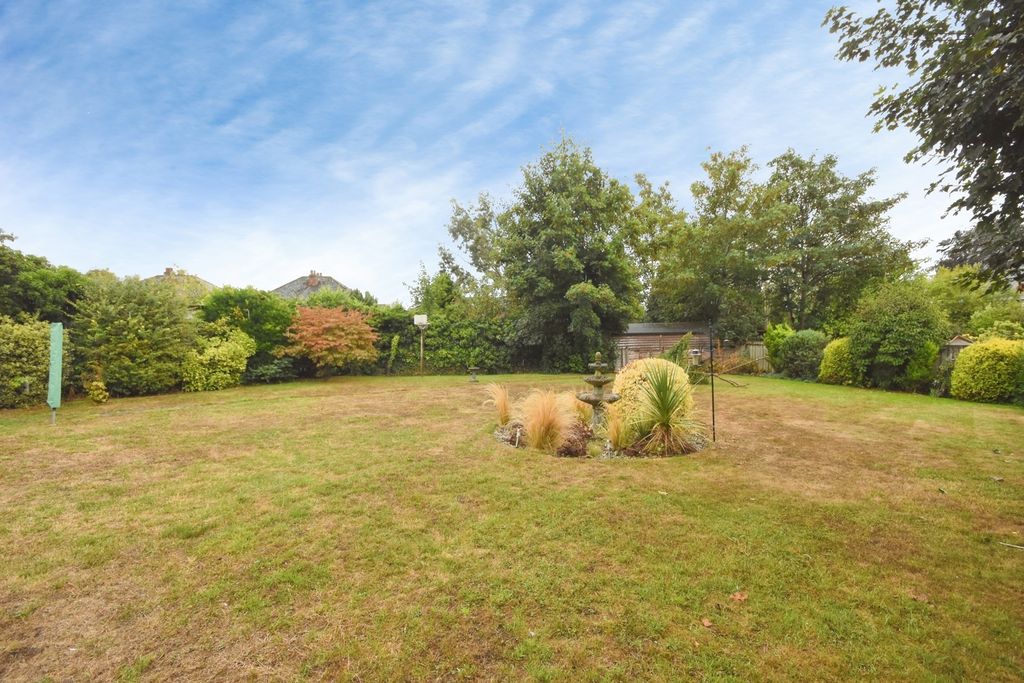 Property photo 3 of 19 Pbox-Img.Jpg