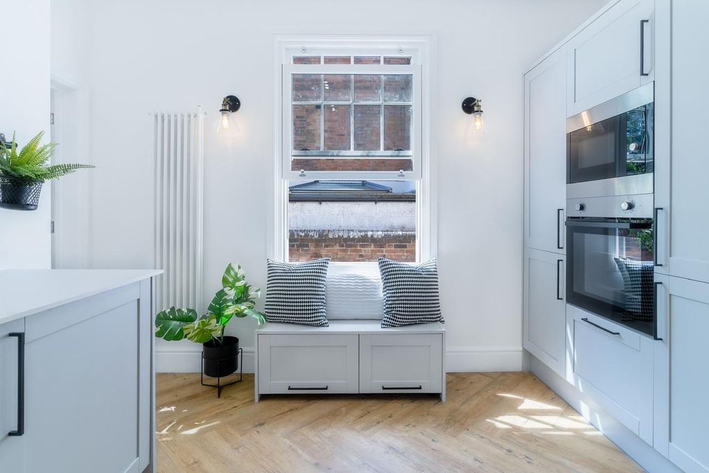 Property photo 3 of 16 Pdm Estates Mapperley Park Drive