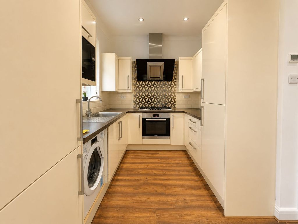 Property photo 2 of 5