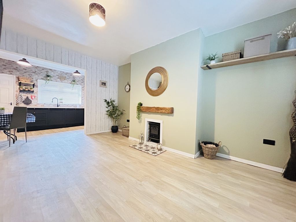 Property photo 3 of 18 Img_0740