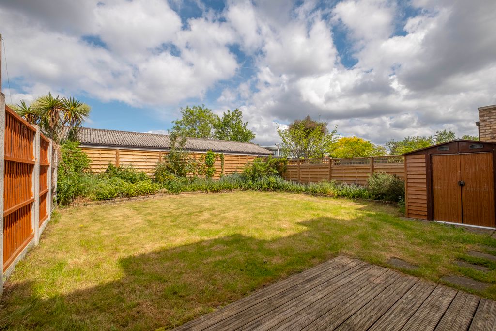 Property photo 3 of 22