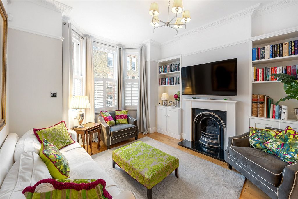 Property photo 2 of 14 Picture No. 05