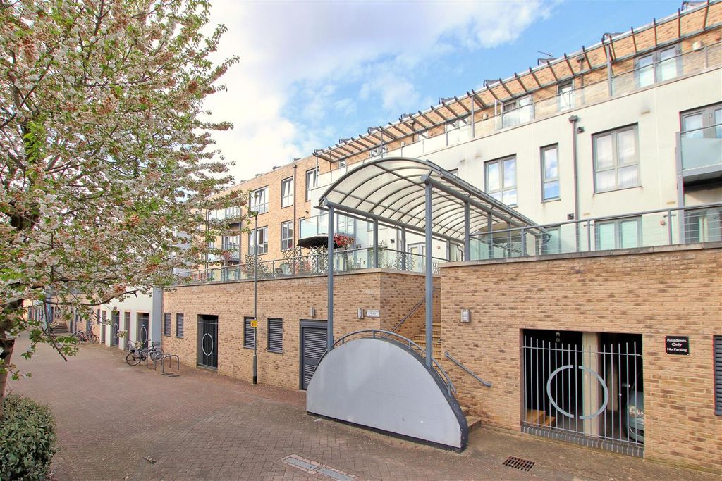 Property photo 1 of 16 Front 1.Jpg