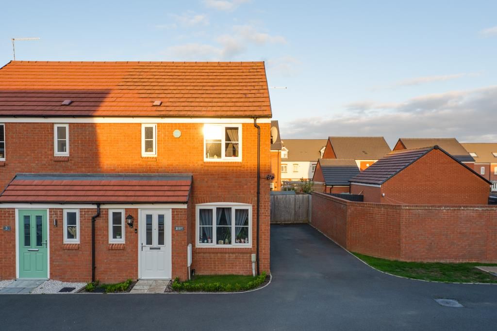 Property photo 1 of 23 2 Philips Field Close, Barton Seagrave-1.Jpg