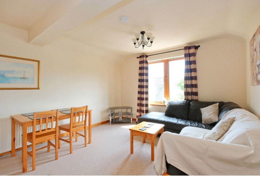 Property photo 2 of 7 Photo 2