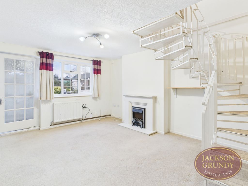 Property photo 1 of 10 Photo 9