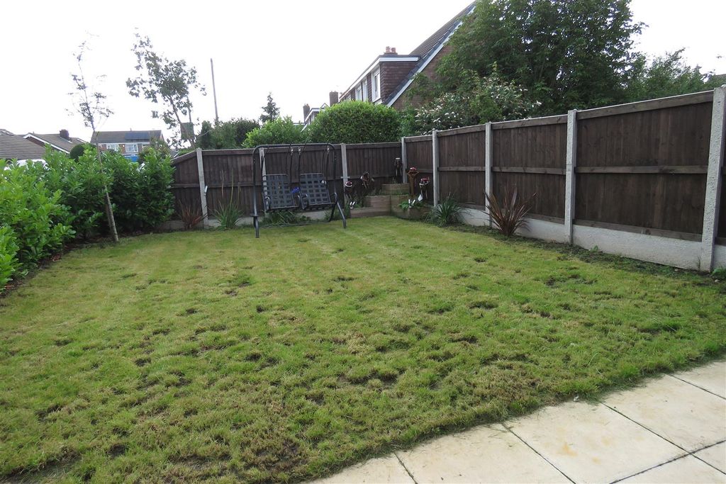 Property photo 3 of 13