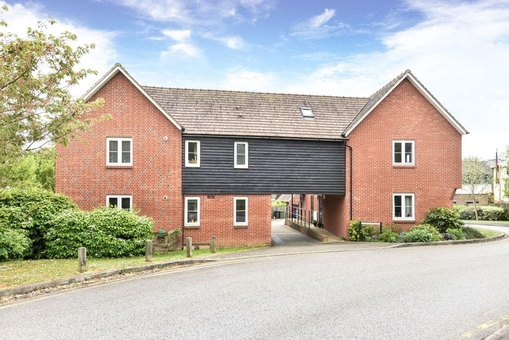 Property photo 1 of 8 Block Shot