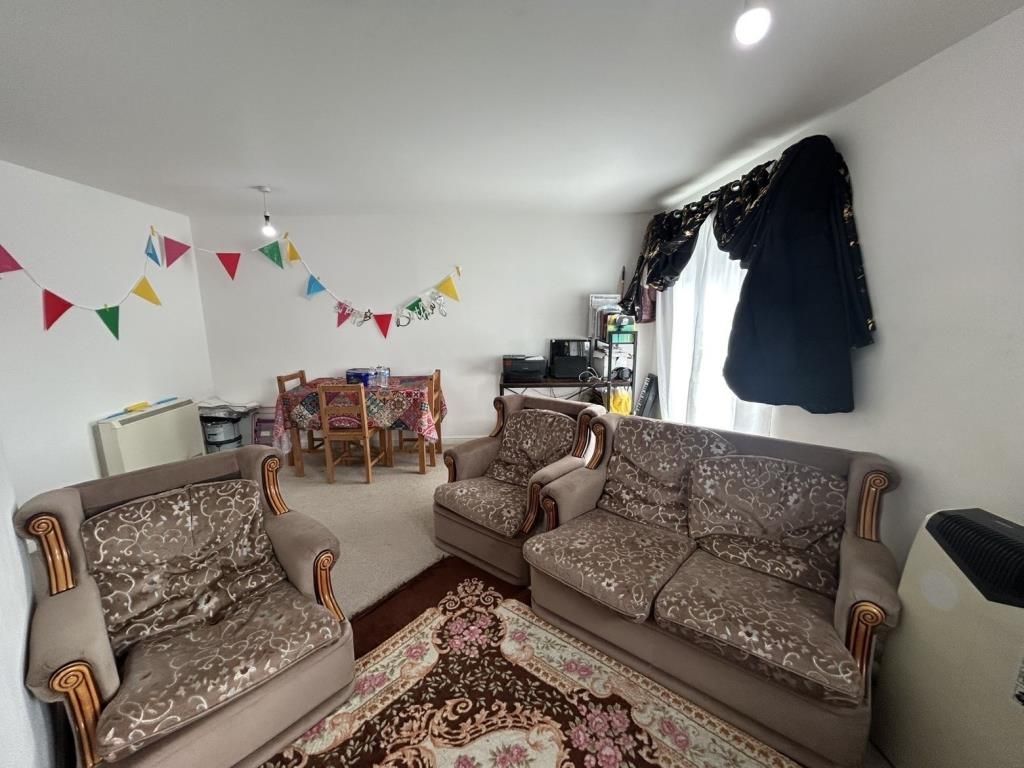 Property photo 3 of 12 Reception Room