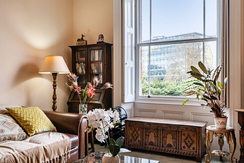 Property photo 3 of 23 1424391-4-69B1761...