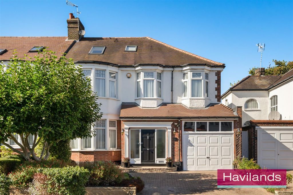Property photo 1 of 23 Oaklands-23.Jpg
