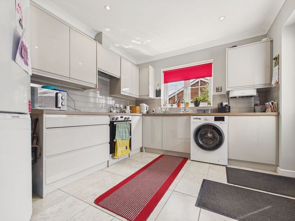 Property photo 2 of 15