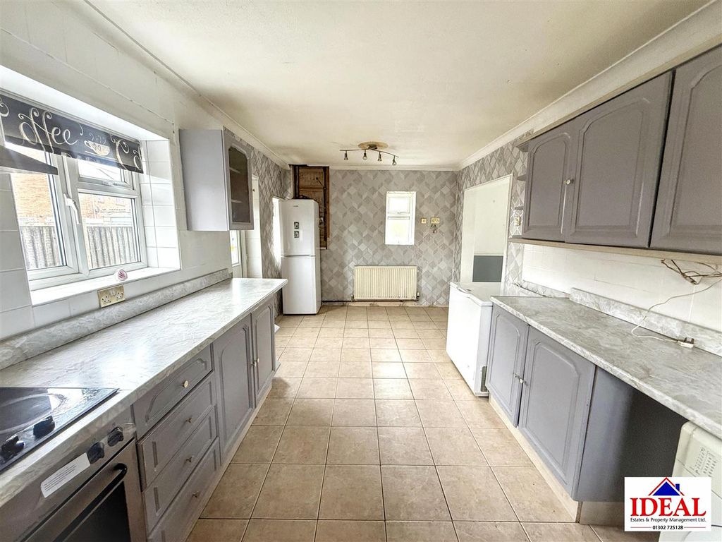 Property photo 2 of 13 Image00003.Jpg