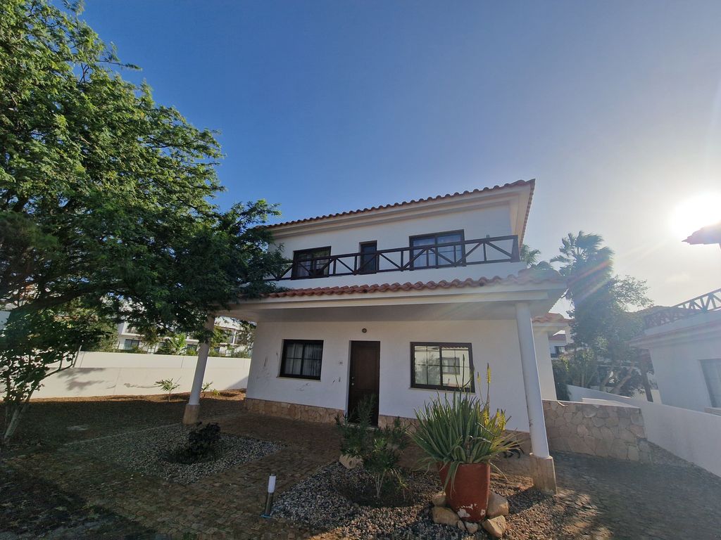 Property photo 2 of 18 Exterior View - Detached Corner Plot 3 Bedroom Villa, Melia Tortuga, Sal, Cabo Verde