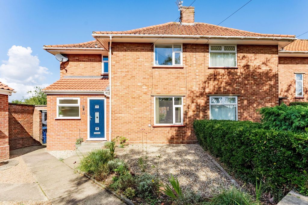 Property photo 1 of 19